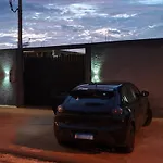 Moderna, Sofisticada, Aconchegante E Funcional!
